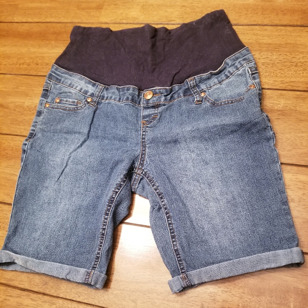 Maternity jean shorts